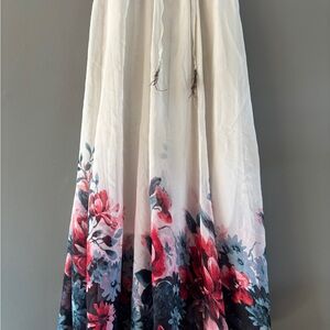 Chic Floral Maxi Skirt - White and Red